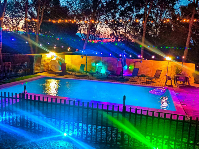Others 5, L'Entre Nous, piscine et jacuzzi prive, Aude