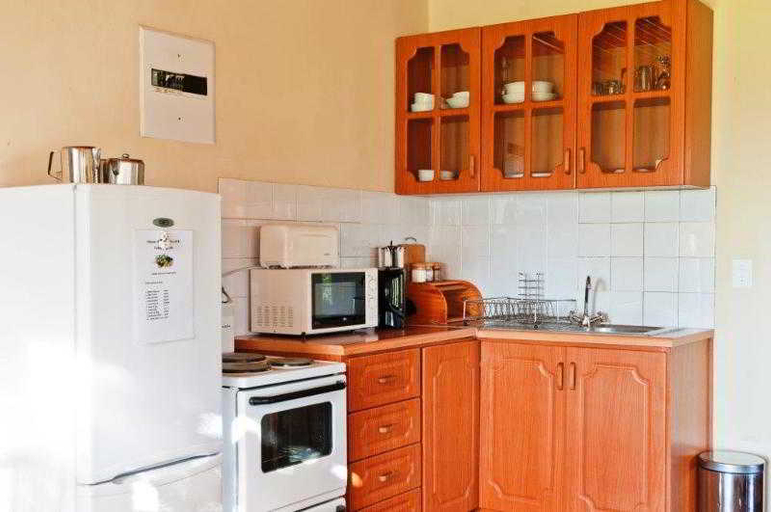 Bedroom 3, Eikelaan Farm Cottages, Cape Winelands