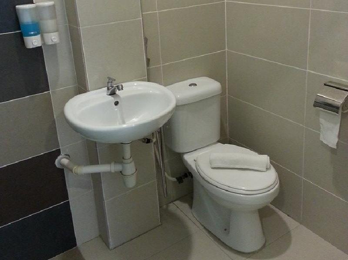 Bedroom 4, Kk Hotel Nilai 3, Seremban