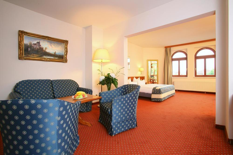 Bedroom 3, Artushof, Dresden