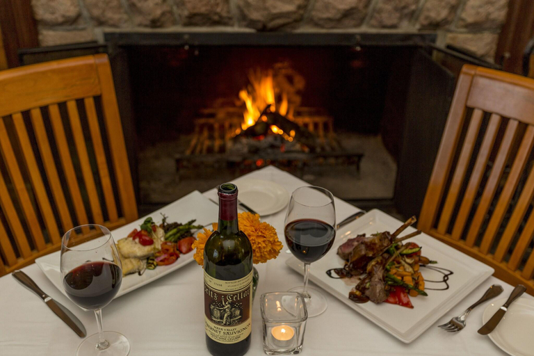 Food & Drinks 4, Delta Sherwood Inn, Muskoka