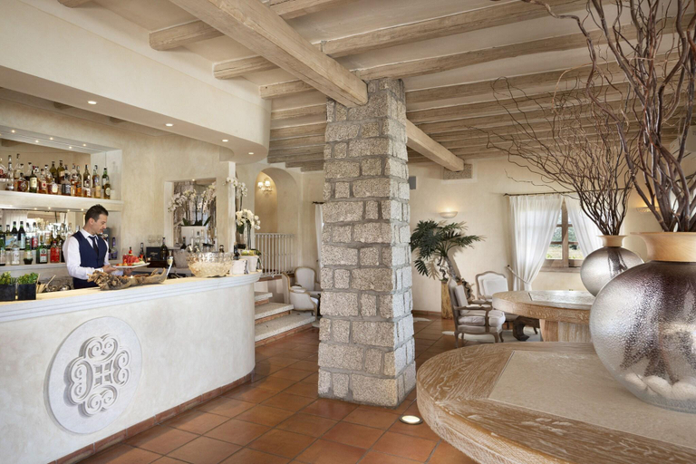 Public Area 3, Hotel Li Finistreddi, Olbia-Tempio
