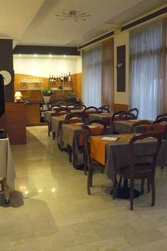Food & Drinks 5, Hotel Vittoriano, Torino