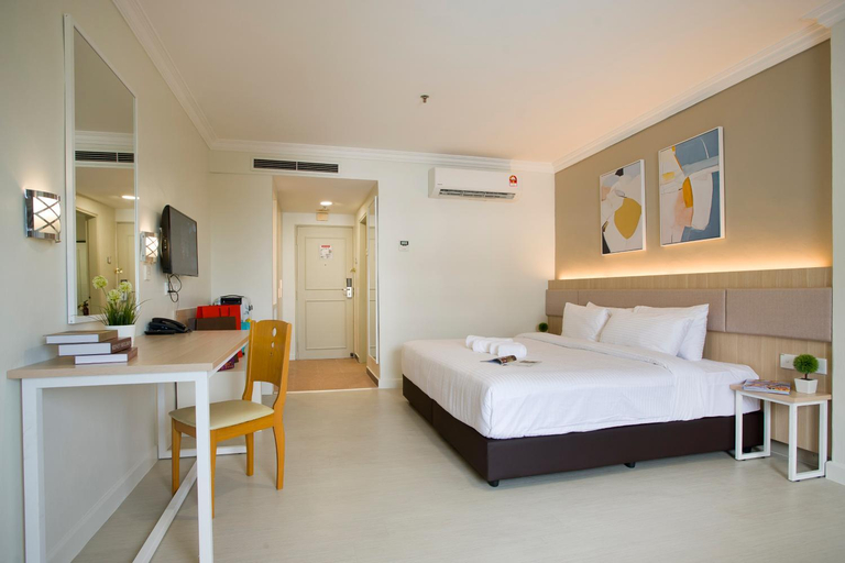Bedroom 14