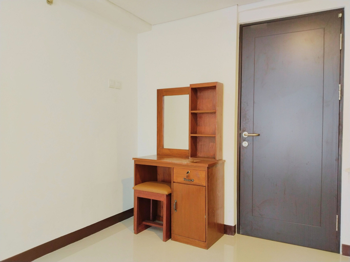 Royale Signature Sapphire, East Jakarta
