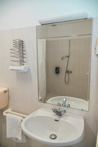 Bathroom 3, HOTEL DU MOULIN, Aube