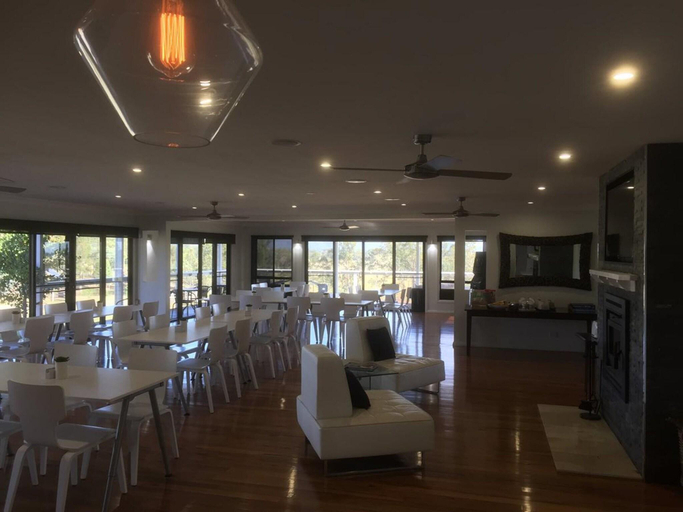 Food & Drinks 5, H Boutique Hunter Valley, Cessnock