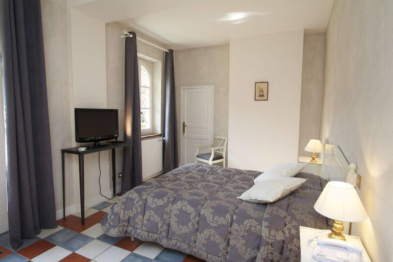 Bedroom 2, Chateau les Muids, Loiret