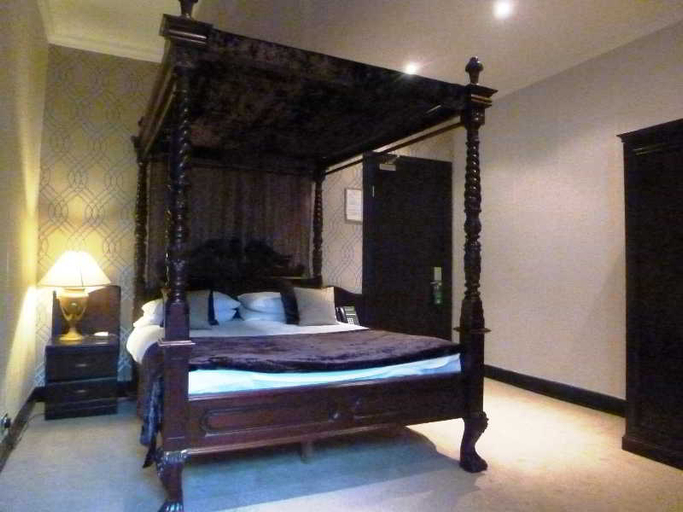 Bedroom 3, Popinjay Hotel and Spa, South Lanarkshire