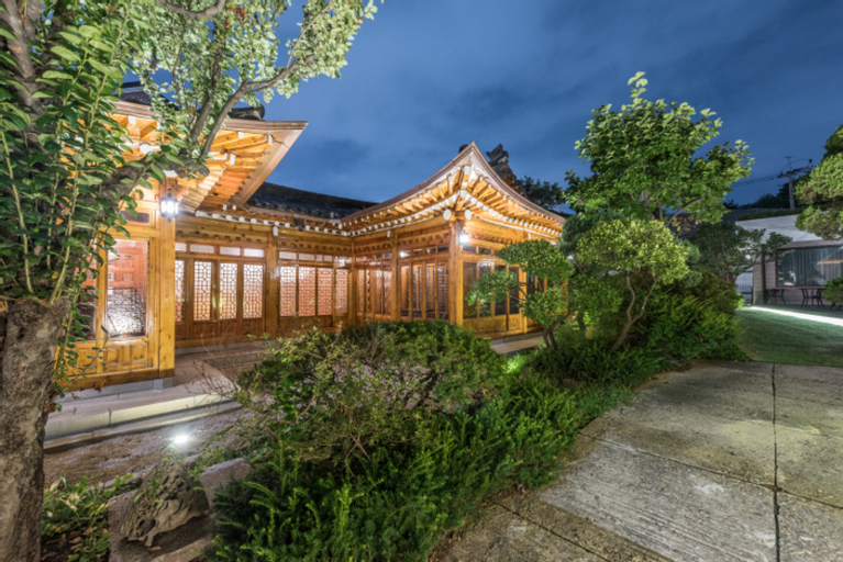Bonum 1957 Hanok and Boutique, Jongno