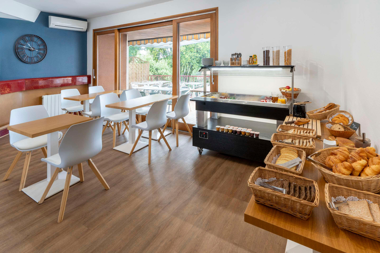Food & Drinks 4, Sure Hotel by Best Western Saintes, Charente-Maritime