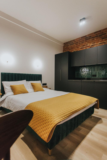 Bedroom 12