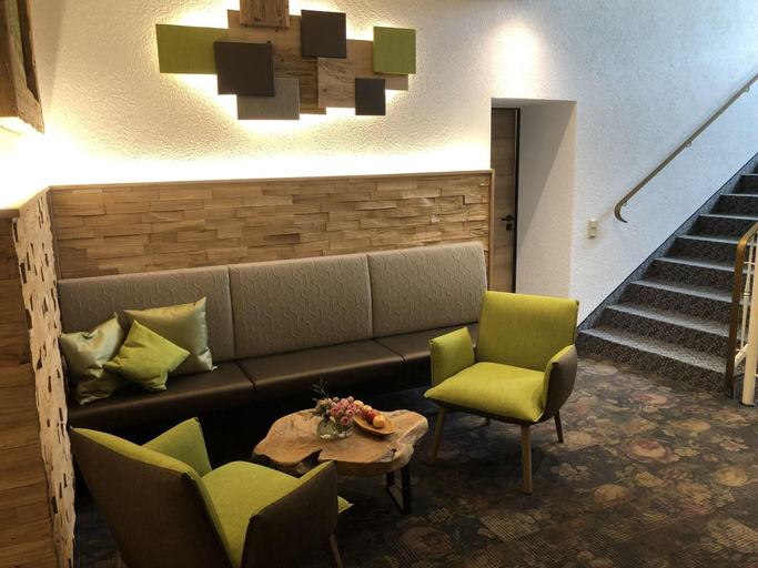 Public Area 2, Hotel-Gasthof Thüringer Hof, Schmalkalden-Meiningen