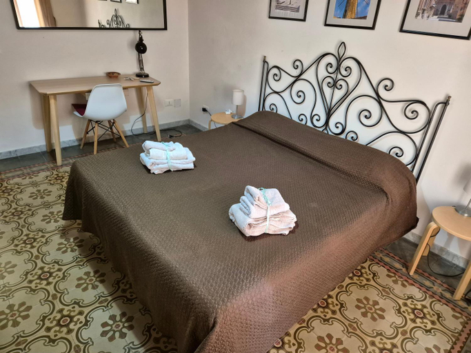 Others 5, Apartment Trapani's heart, Trapani