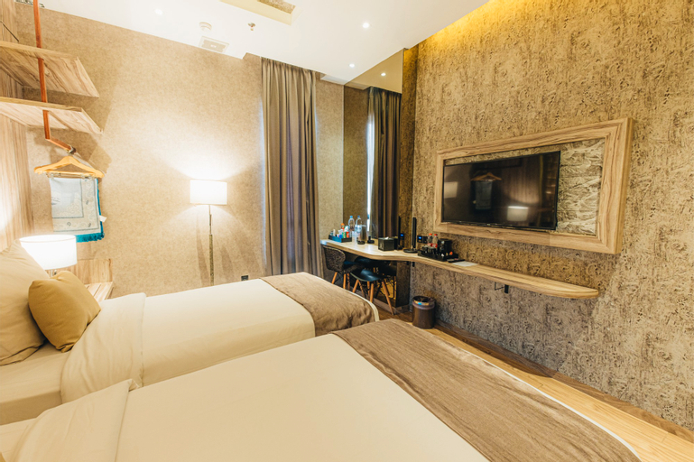 Bedroom 6