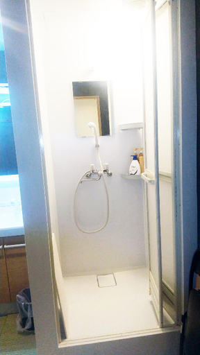 Bathroom 13