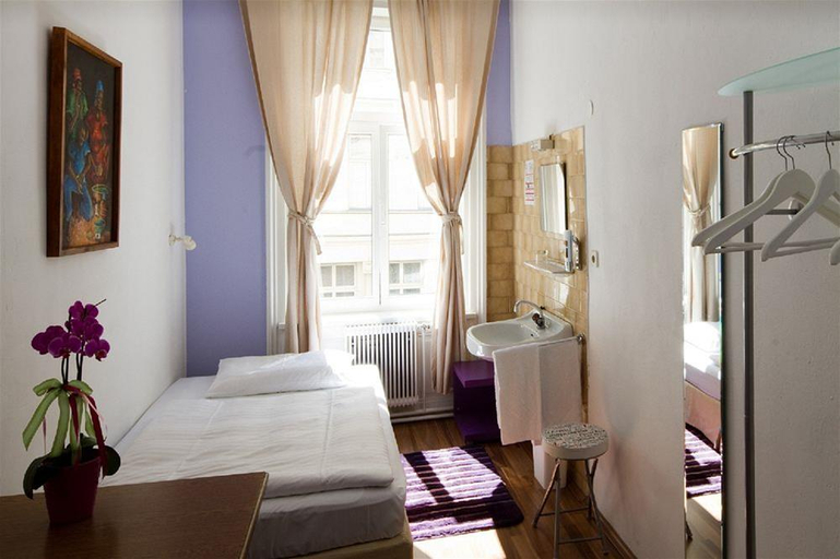 Bedroom 4, Time out City Hotel Vienna, Wien
