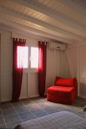 Bedroom 2, Le Rayon Vert, Deshaies