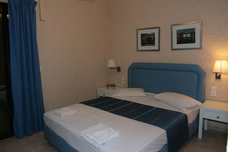 Bedroom 3, Perla Hotel, Crete