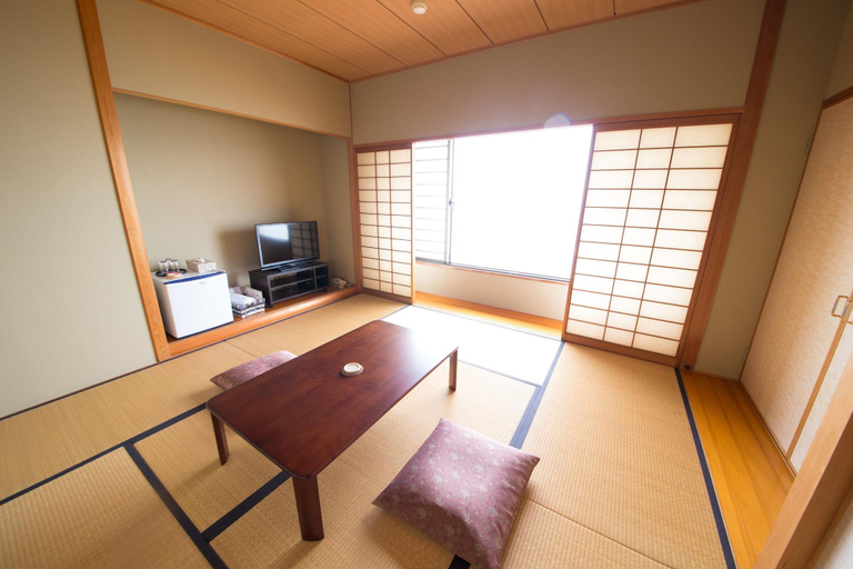 Bedroom 2, Sea Aiga Kaigetsu, Sumoto