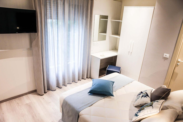 Bedroom 2, Hotel Veliero, Rimini