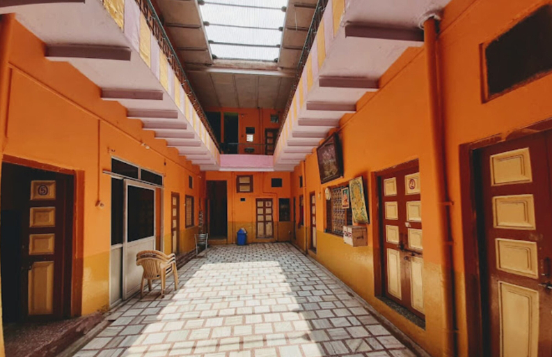 Others 1, Laxmi Bhawan Dharamshala Mathura, Mathura