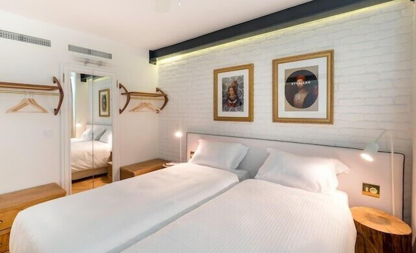 Bedroom 3, Pera Neuf, Beyoğlu