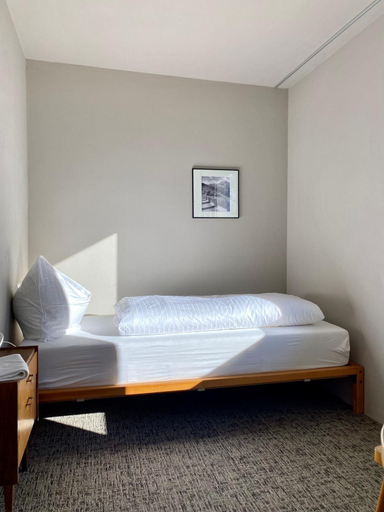 Bedroom 3, Arlberg Motel, Bludenz