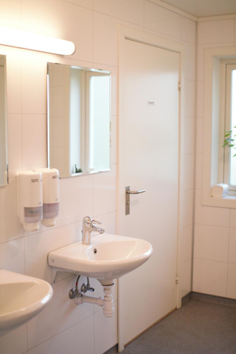 Others 4, Sognhostel, Hyllestad