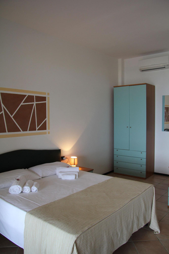 Bedroom 3, Residence Le Vele, Sassari