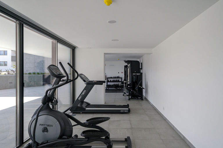 Others 5, Lagos Deluxe 1 With Pool by Homing, Lagos