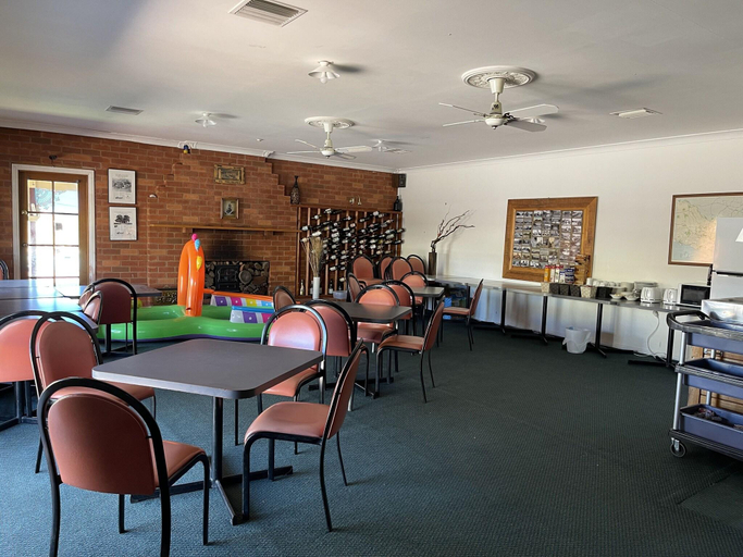 Food & Drinks 4, Philadelphia Motor Inn Echuca, Campaspe - Echuca