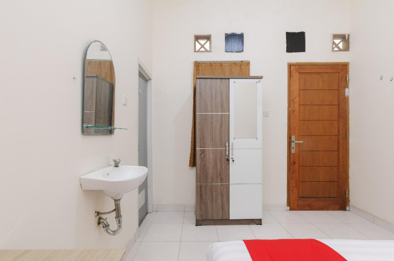Bathroom 5