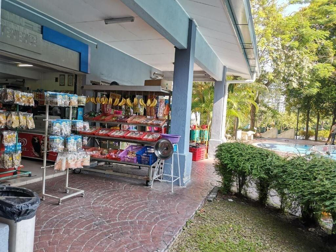Food & Drinks, Aini's Guest House In Vista Amani Condo, Kuala Lumpur