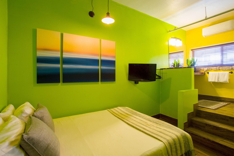 Bedroom 3, Nomads Hotel, Orange