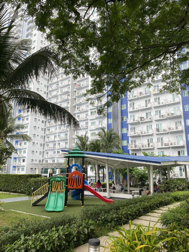 #28-1 Grasss residence tower1 27F, Quezon City