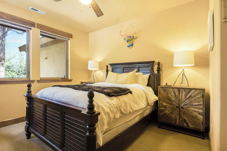 Bedroom 2, Star Haven Retreat 5 BDR Stunner!, Nevada