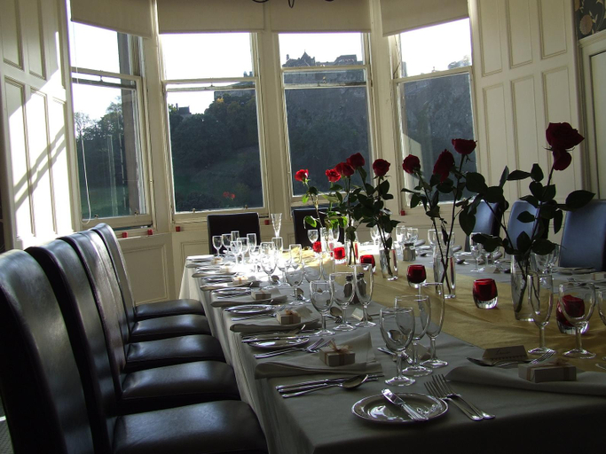 Food & Drinks 5, Royal Overseas League Hotel, Edinburgh