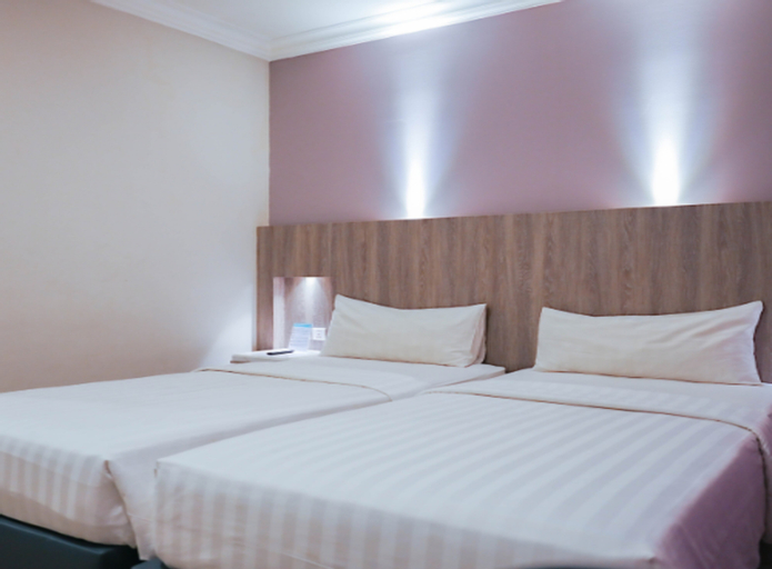 Bedroom 12