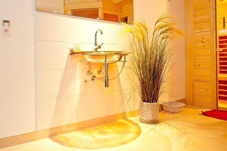 Bathroom 5, Hotel Renner, Mühldorf am Inn