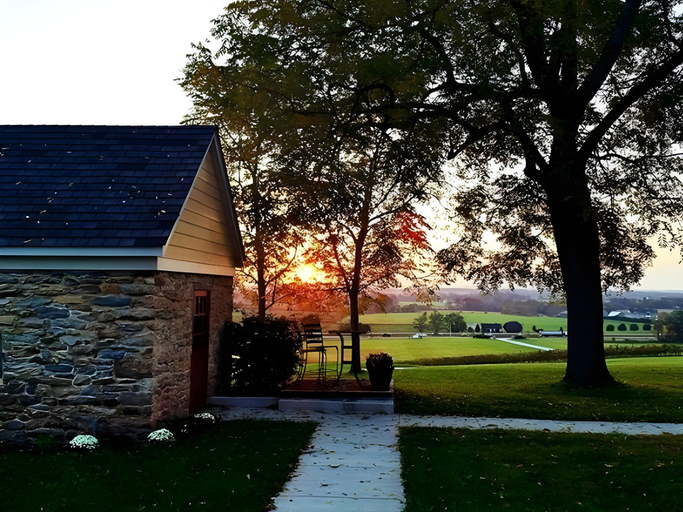 Others 3, Inn at Springfield Manor - Adults Only, Frederick