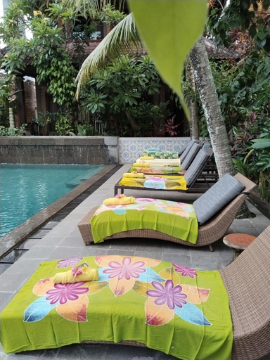 Swimming Pool 11