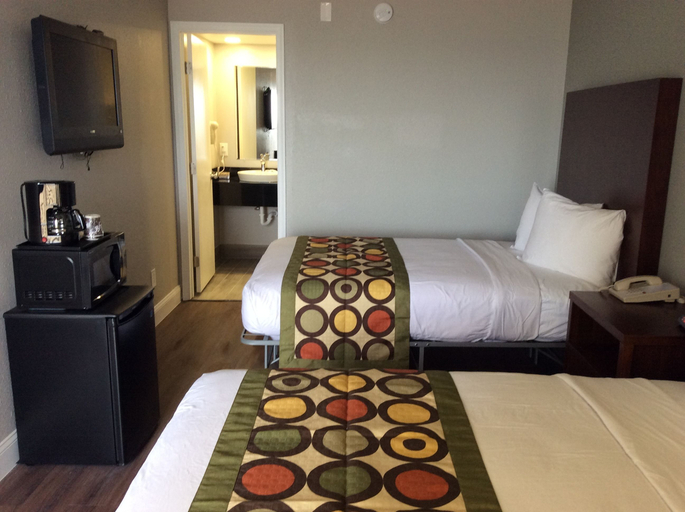 Bedroom 2, Oceans 24, Virginia Beach