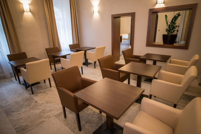 Public Area 3, Hotel City Bell, Praha 2