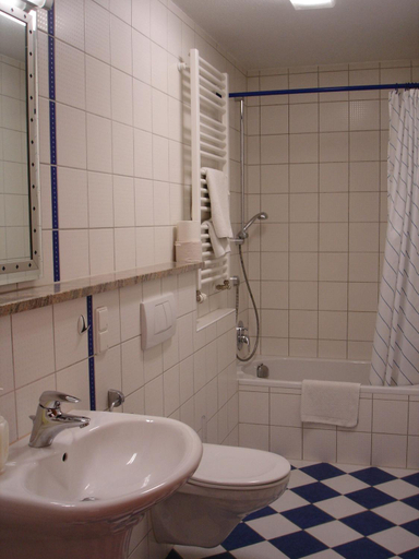 Bathroom, Frankischer Gasthof Lutz, Würzburg