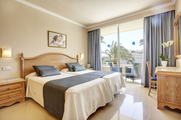 Bedroom 3, Grupotel Natura Playa, Baleares