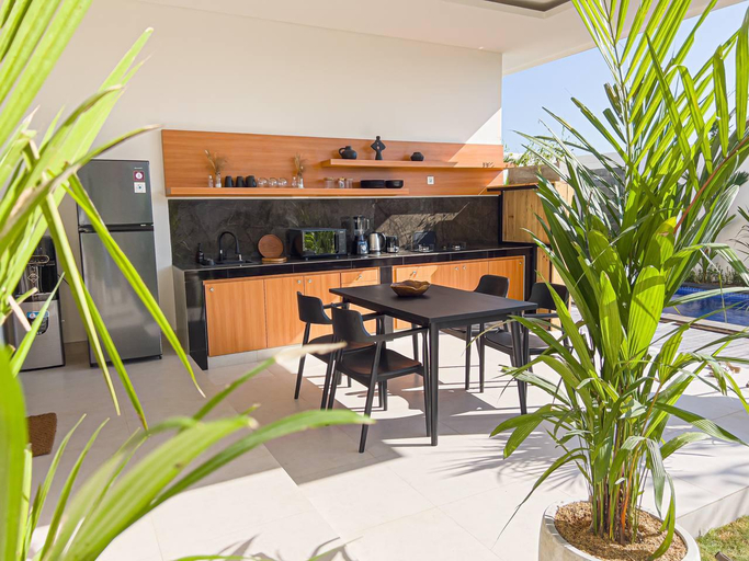 Others 5, Aleksa- Brand new villa+ Ricefield View + Rooftop, Badung