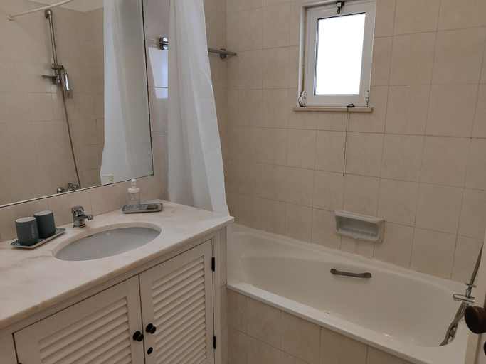 Bathroom 4, Albufeira Balaia Golf Village 4 Byhoming, Albufeira