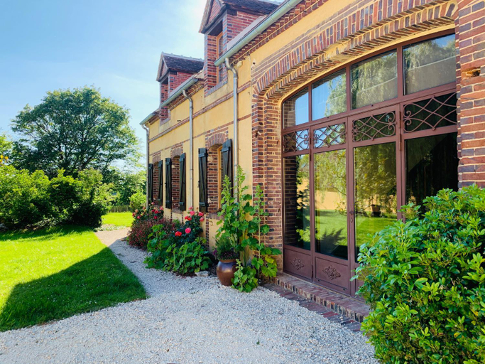 Others 4, Hameau de la Fausse Sauge, Yonne