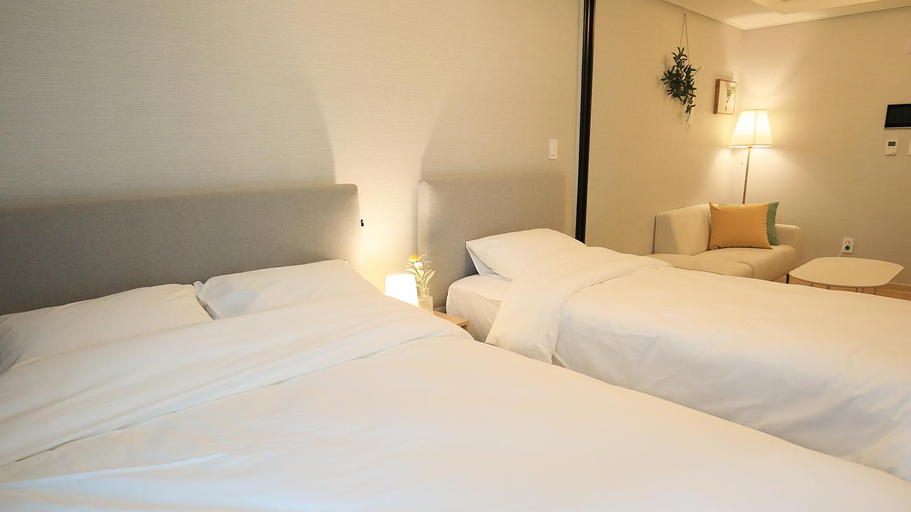 Bedroom 10
